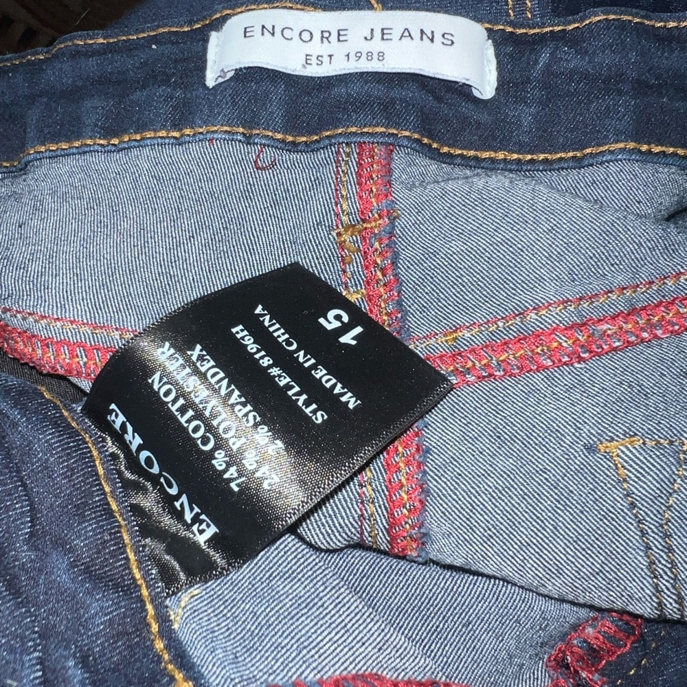 Encore Jeans Straight Leg in Dark Blue